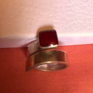 925 silver ring with red stone size 7